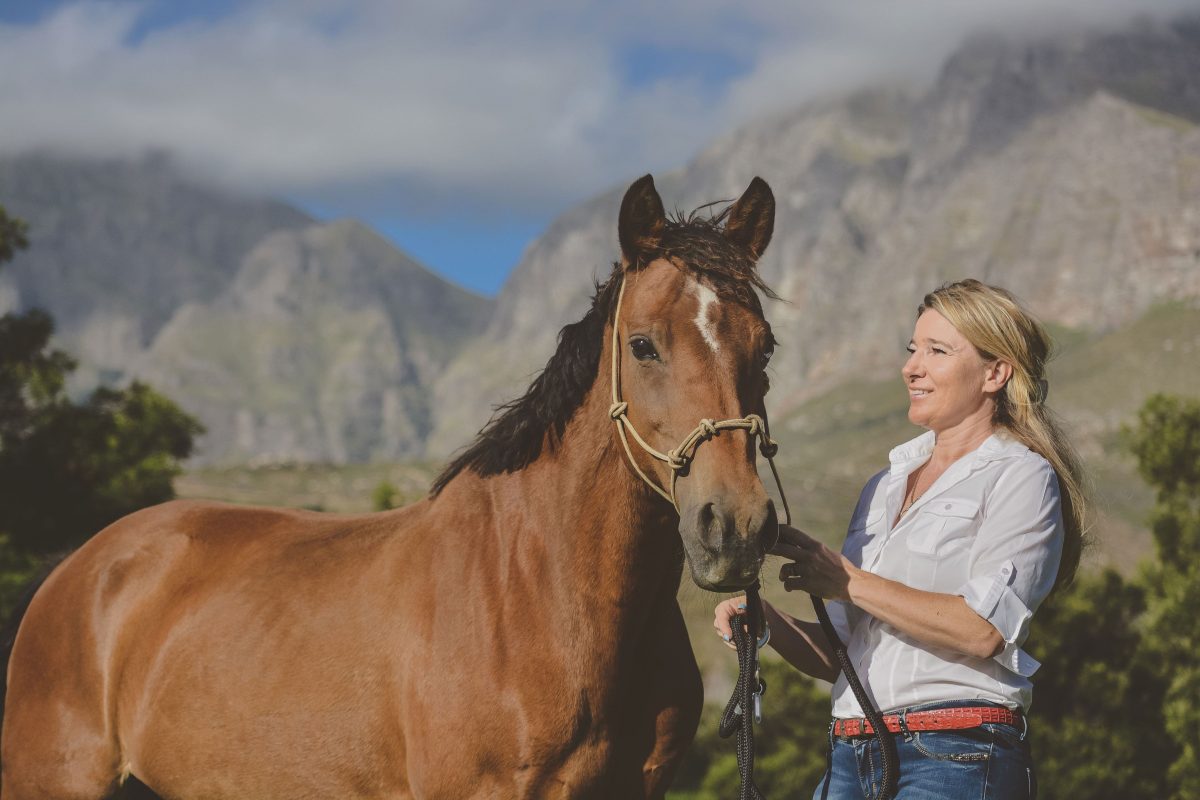 Roxi is the first horse to have a Gin named after her with her face being eternalised as the logo of ROXI’S GIN.